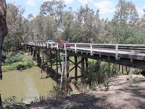 Mooroopna, VIC - Aussie Towns