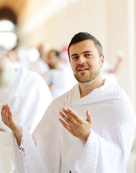 Premium Photo | Makkah Kaaba Hajj Muslims