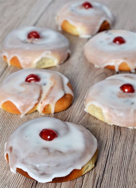 Belgian Buns | Recipe | Belgian bun, Baking buns, Yeast bread sweet