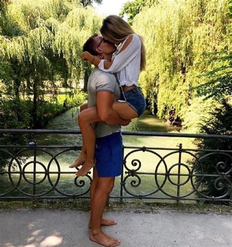 Alicia Schmidt kissing boyfriend Fredi Richter | Sports Mirchi