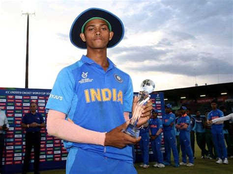 Yashasvi Jaiswal's U-19 World Cup Man Of The Series Trophy Broken In 2 ...