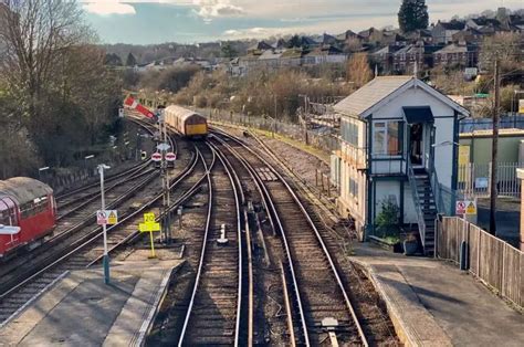 The Isle of Wight says a fond farewell to Island Line's 80-year-old ...