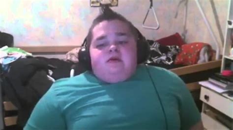 Fat kid doing Massive Burp! - YouTube