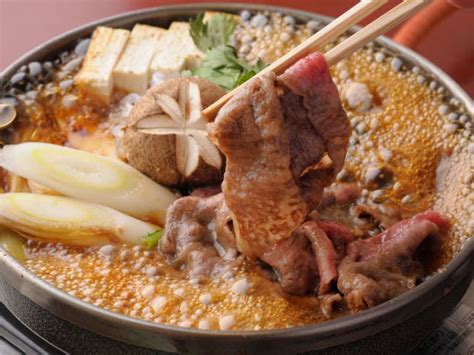 13 Extremely Popular Sukiyaki Restaurants in Tokyo Discover Oishii Japan -SAVOR JAPAN -Japanese ...