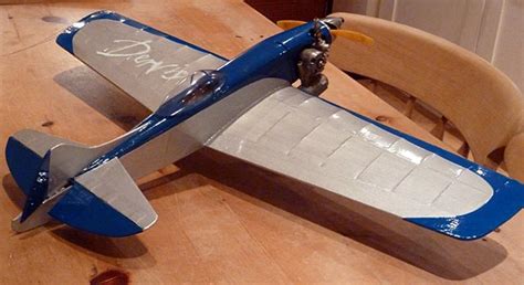 Outerzone : Free plans : Collection of free vintage model aircraft plans to download