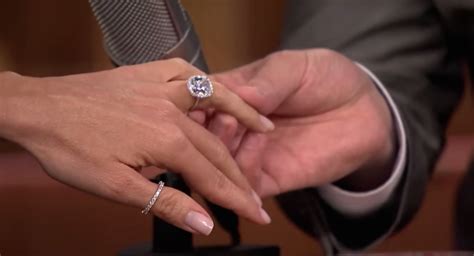 See Video Footage of Sofia Vergara's Ring Blinding Jimmy Fallon - Racked