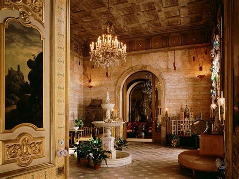 Top 20 of the places to visit in Lisbon and what to see! | Interior de palacio, Muebles de lujo ...