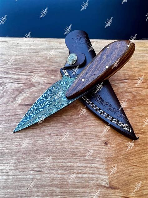 Custom Handmade Damascus Steel Skinner Knife