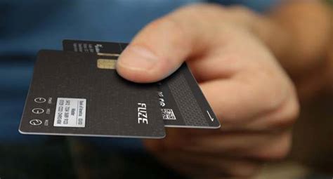 Fuse Smart Card Slims Your Wallet | Gadgetsin