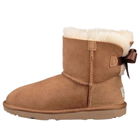 UGG Mini Bailey Bow II (Big Kids) Chestnut 1017397K-CHE - KICKS CREW