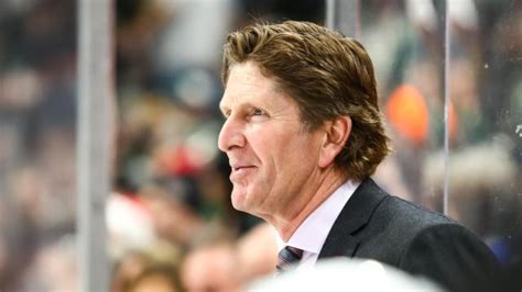 Mike Babcock announces plans to retire from coaching