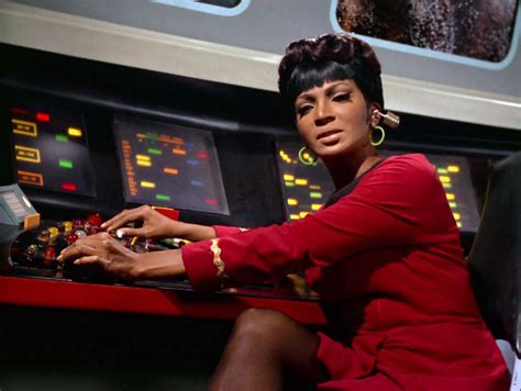 Star Trek's Nichelle Nichols Recovering from Minor Stroke - IGN