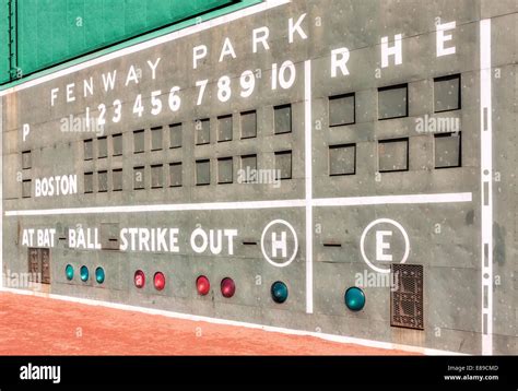 Fenway Park's Green Monster manual scoreboard Stock Photo: 73966269 - Alamy