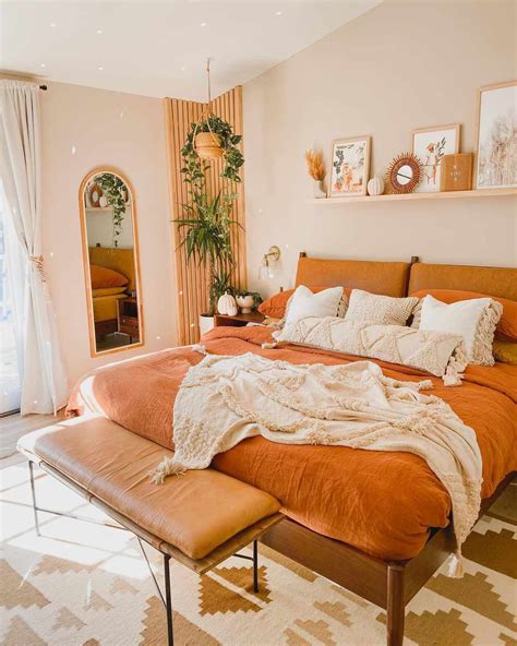 31 Best Orange Bedroom Ideas
