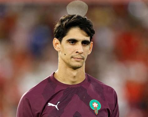 Fifa names Morocco goalie Yassine Bounou among contenders for Best ...