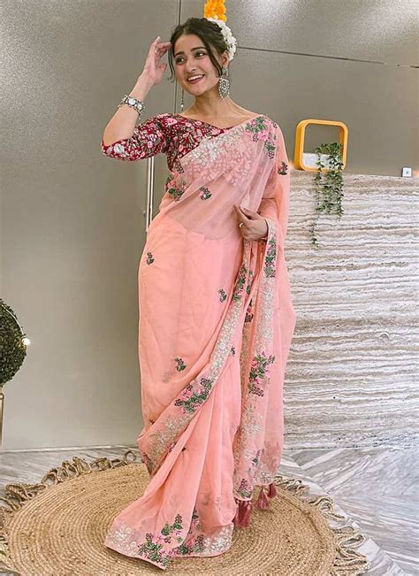 The Ultimate Collection: Stunning 4K Images of Indian Sarees - Top 999+