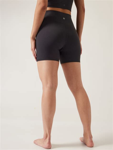 Transcend High Rise 5 Short | Athleta