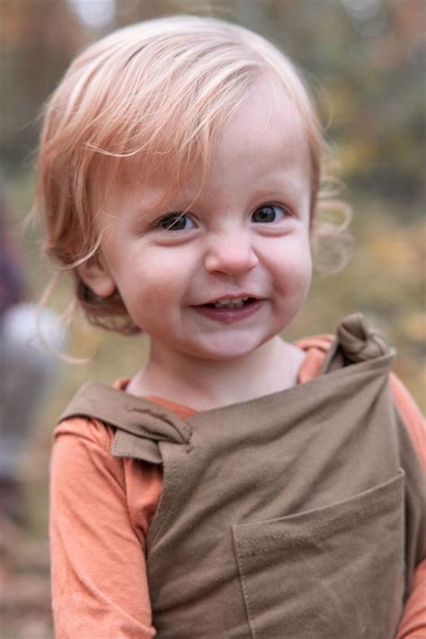 Fall Family Photos - Blue Mounds State Park, Wisconsin - Tiffany Klinger Photography