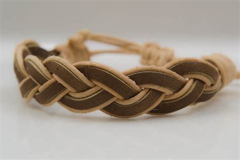 Brown/Natural Braided Cuff – Medium – Sakura Creative Studio