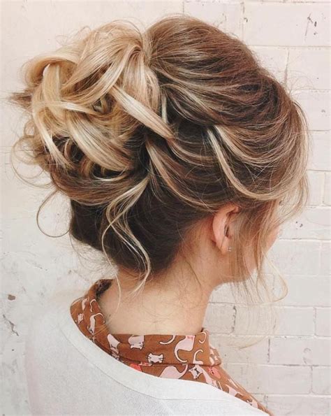 10+ Top Notch Wedding Hairstyles For Thin Curly Hair