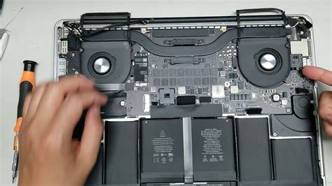 15" 15 Inch Retina MacBook Pro A1398 Mid 2015 Complete Disassembly (Almost) SSD Upgrade - YouTube