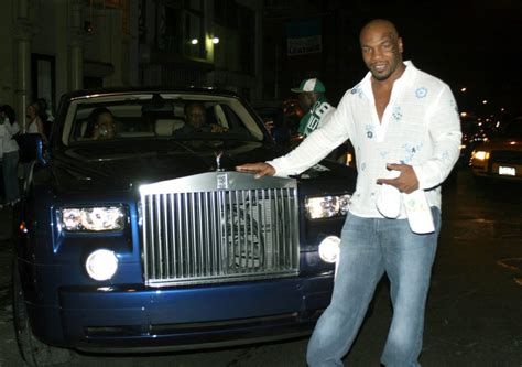 Mike Tyson distribuía Rolls-Royce entre os amigos e até deu um de "presente" à polícia para não ...