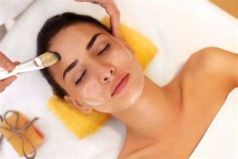 The Best Facial Spa Treatment Packages For All Skin Type