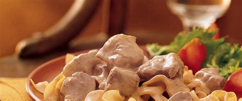 Slow-Cooker Beef Stroganoff (Cooking for 2) recipe from Betty Crocker