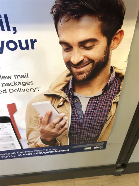 This guy holding his phone upside down : r/BadDesigns
