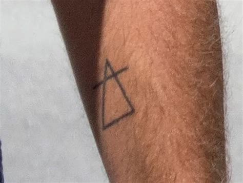 Armie Hammer shows off symbolic new tattoos