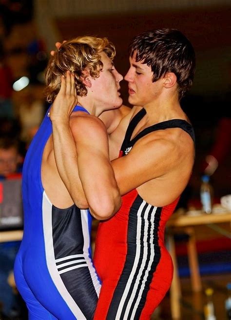 Pin by Chris James on Wrestling | Boys wrestling, Wrestler, Athletic men