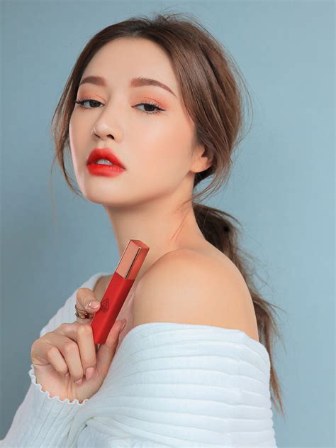 www.stylenanda.com Red Lips Makeup Look, Korean Makeup Look, Asian Makeup, Makeup Looks, Minimal ...