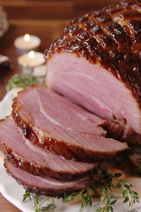 31 Christmas Hams That Will Be The Star Of Your Holiday Table ...