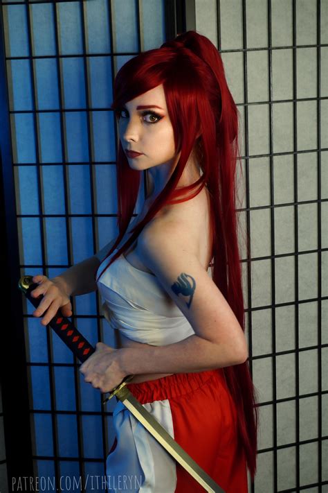 Fairy Tail Erza Cosplay