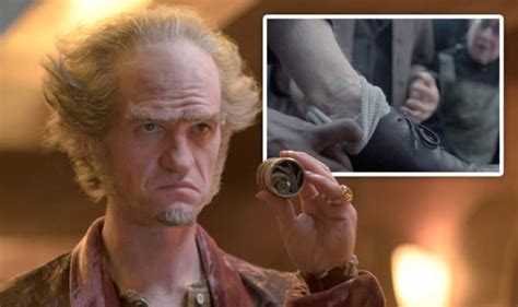 Netflix: A Series Of Unfortunate Events – What does Count Olaf's ankle ...