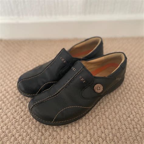 Clarks originals Un Loop black leather nurse shoes.... - Depop