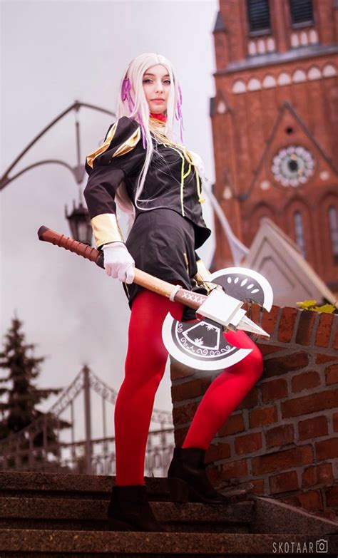 Edelgard cosplay : r/fireemblem