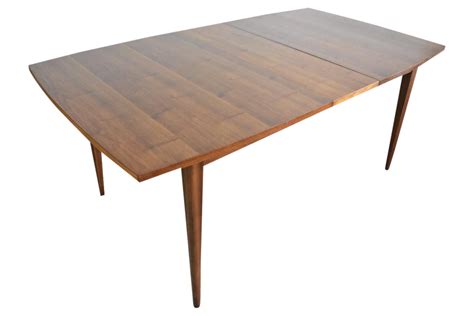 Vintage Broyhill Walnut Dining Table - Refinished | Walnut dining table, Dining table, Table