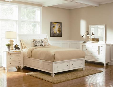 c201309 - Wyatt White Solid Wood Platform Bed w/ Storage Drawers ...