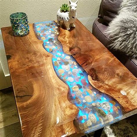 How To Pour Epoxy On A Table Top | Brokeasshome.com