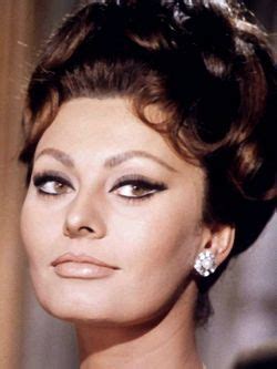 Sophia Loren is 89 years old, birthday on 20 september
