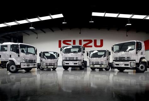 Isuzu Trucks | Wallpapers Gallery