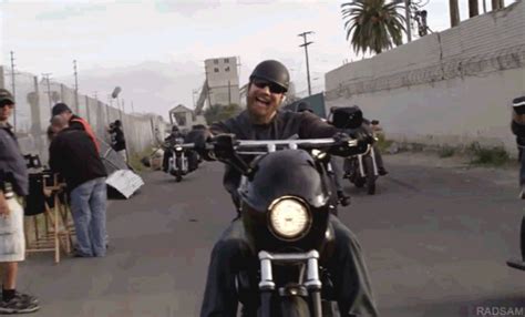 Sons of Anarchy Bloopers - A bit corpsey, yes.