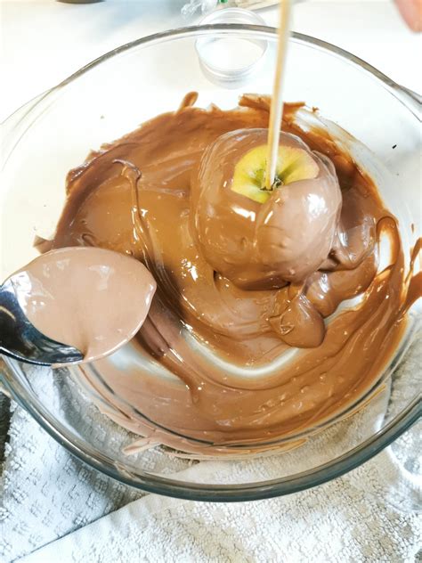 Chocolate Apples Recipe - Lukeosaurus And Me