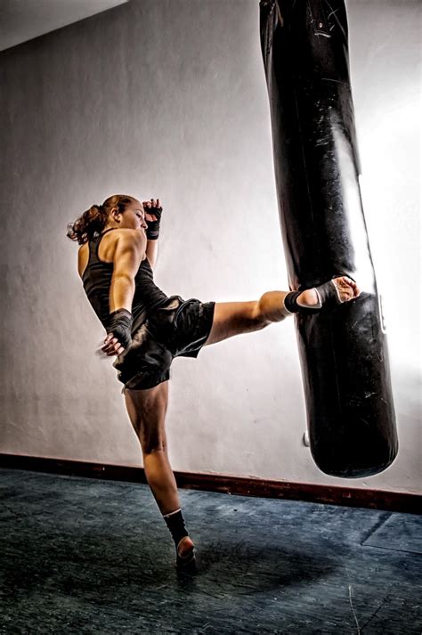 Kick boxing The martial arts place: swiss Extracurricular | Muay thai ...