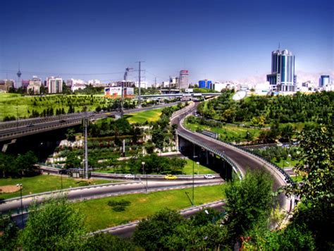File:Tehran Highway.jpg - Wikitravel