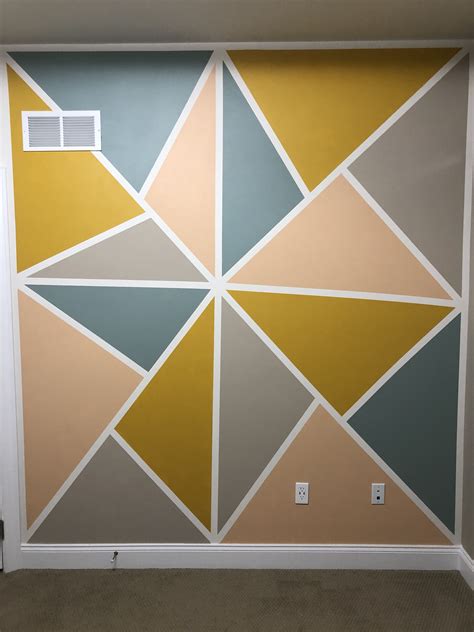 Accent Ideas Bedroom Geometric Wall Paint - img-Abedabun