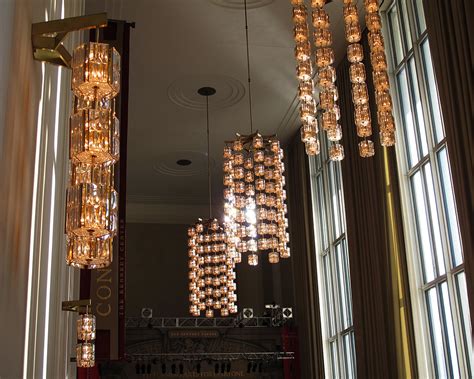 Kennedy Center Chandeliers | Orrefors crystal chandeliers, a… | Flickr