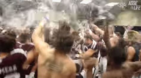 Texas A&M Players Go Crazy After Kevin Sumlin’s "Everybody" Speech (Video) | FootBasket