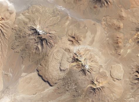 solitary dog sculptor: NASA: The Shapes that Lavas Take - Part 1 - Chile - 12.06.13